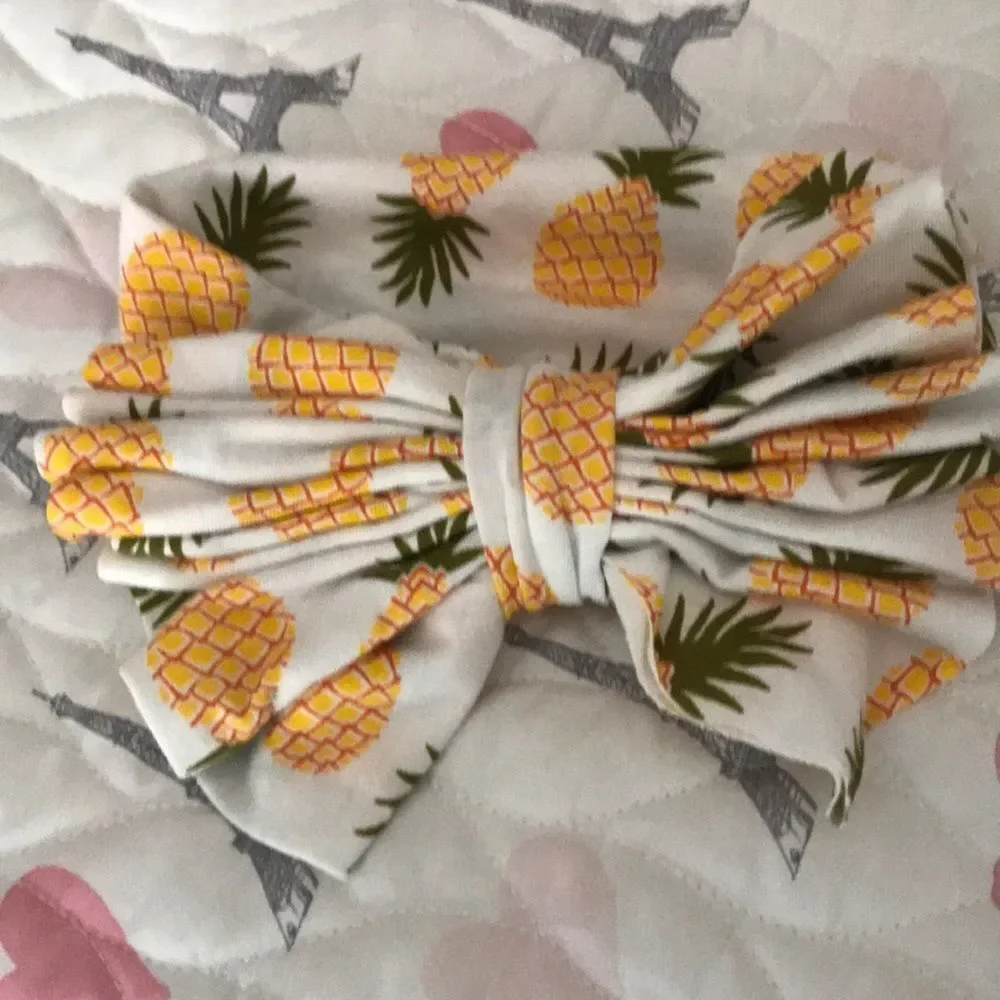 Pineapple BOW!
